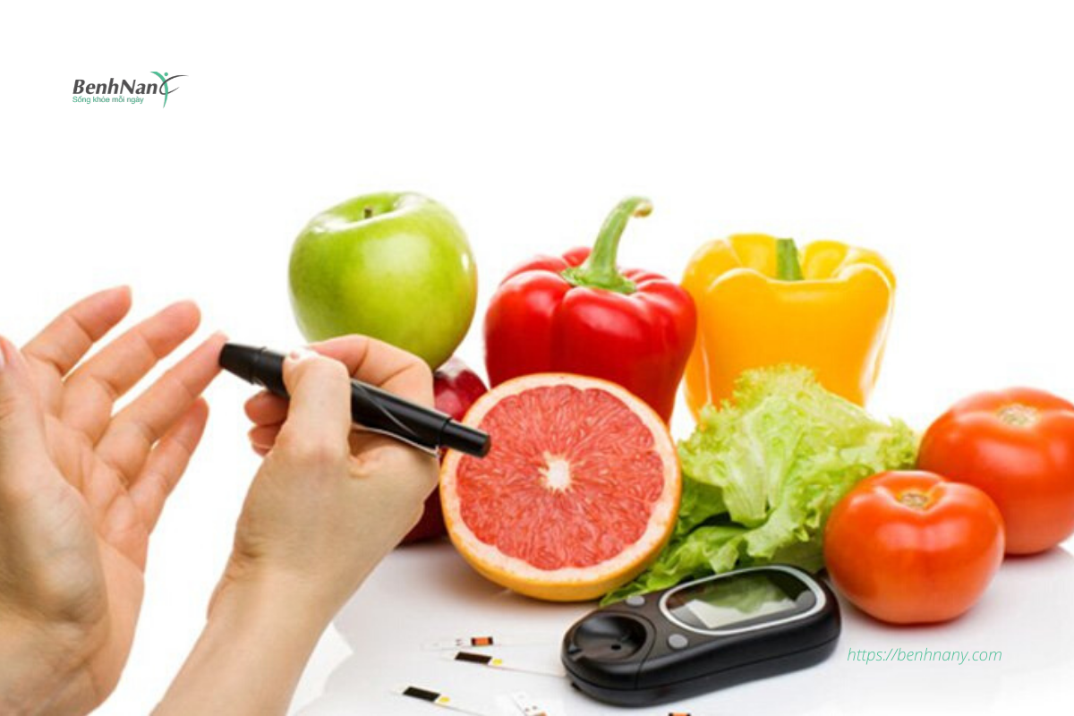 Khi mắc bệnh tiểu đường nên ăn gì, không nên ăn gì? 4 Nguoi benh tieu duong nen an hoa qua gi