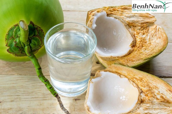 Bệnh tiểu đường có uống nước dừa được không? Uống bao nhiêu là đủ? 3 Bệnh nhân tiểu đường uống nước dừa như thế nào hợp lý?