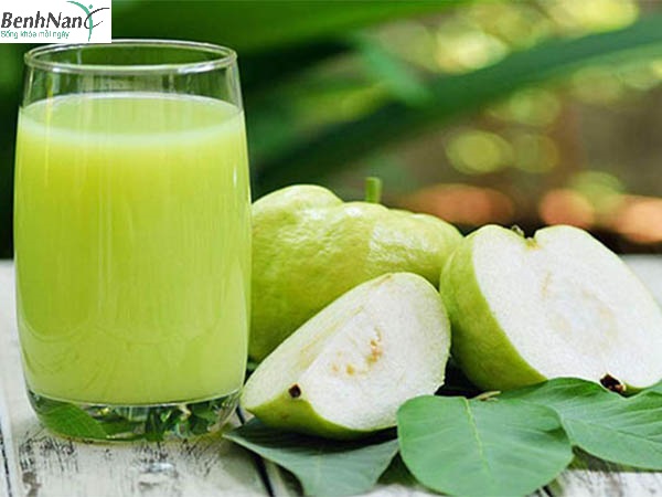 Tiểu đường thai kỳ không nên uống nước ép ổi