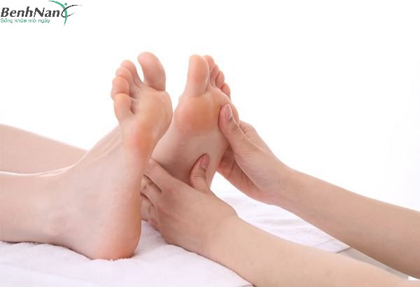 Mách bạn 10 cách chăm sóc bàn chân cho người tiểu đường 2 Các yếu tố nguy cơ đối với bàn chân của người tiểu đường