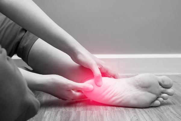 Những yếu tố nguy cơ cao mắc bệnh viêm khớp dạng thấp