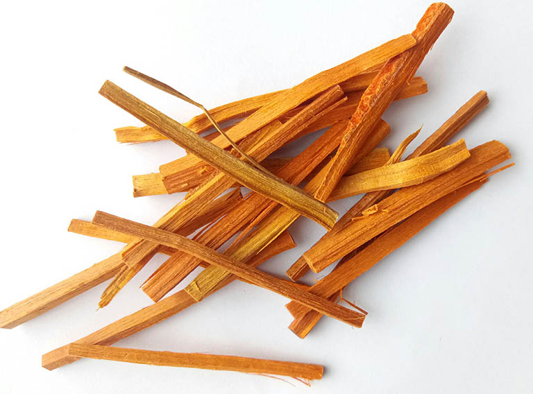 10 bài thuốc chữa bệnh từ cây tô mộc bạn nên biết 3 Lưu ý khi chữa bệnh từ cây tô mộc